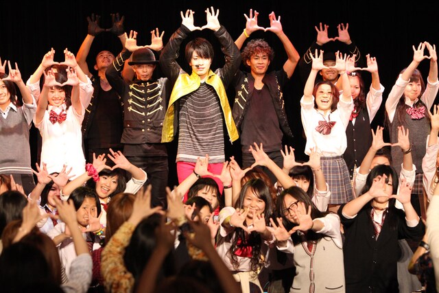 アルバム「I AM ME」はオリコンデイリーチャート7位を記録。イベントではファンから松下に「優也くん、7位おめでとう！」と伝える場面もあった。