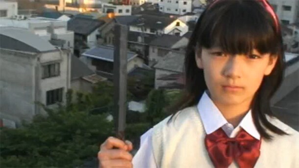 「夕方のピアノ」PVのワンシーン。