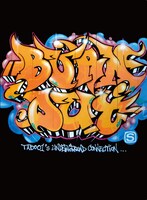 DVD「BURNOUT-TAB001's UNDERGROUND CONNECTION-」のパッケージ写真。本編および現在YouTubeで公開中のトレイラー映像では、今年4月に癌で逝去したGURUの生前の貴重なシャウトが使用されている。