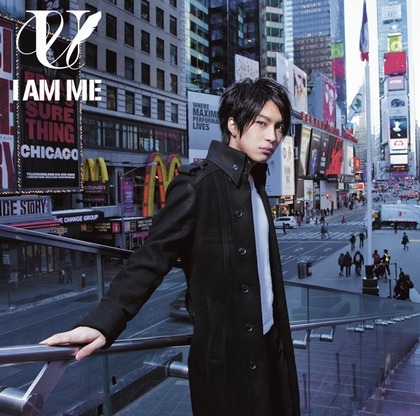 アルバム「I AM ME」通常盤ジャケット。
