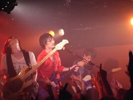 NICO Touches the Walls汗ダク＆白熱の神戸セミファイナル