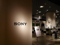 ソニーストア店頭の様子。