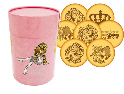 クッキーの絵柄は7種類、全12枚入り、ミルク味。