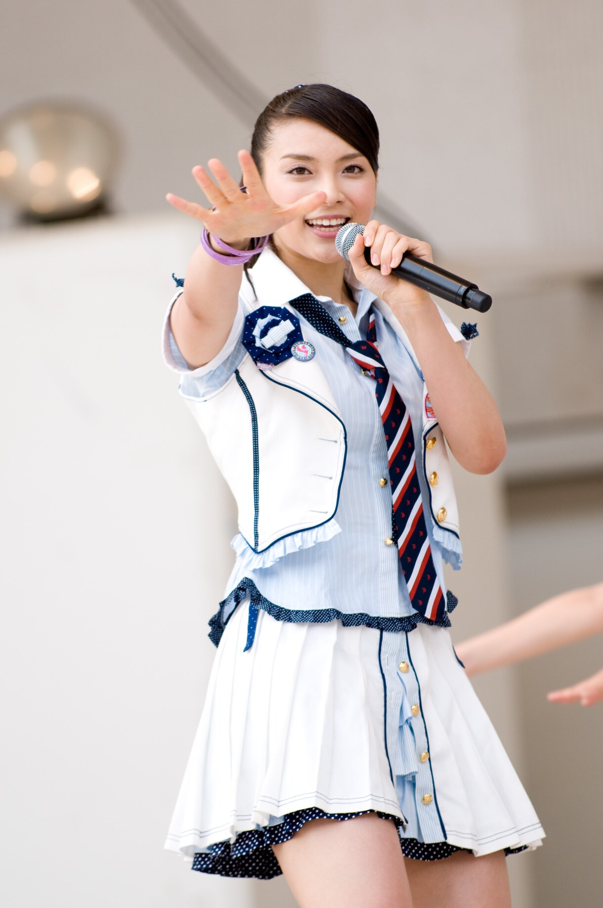 秋元才加 - AKB48シングル発売イベントで巨大ムチャぶり「ポニシュ