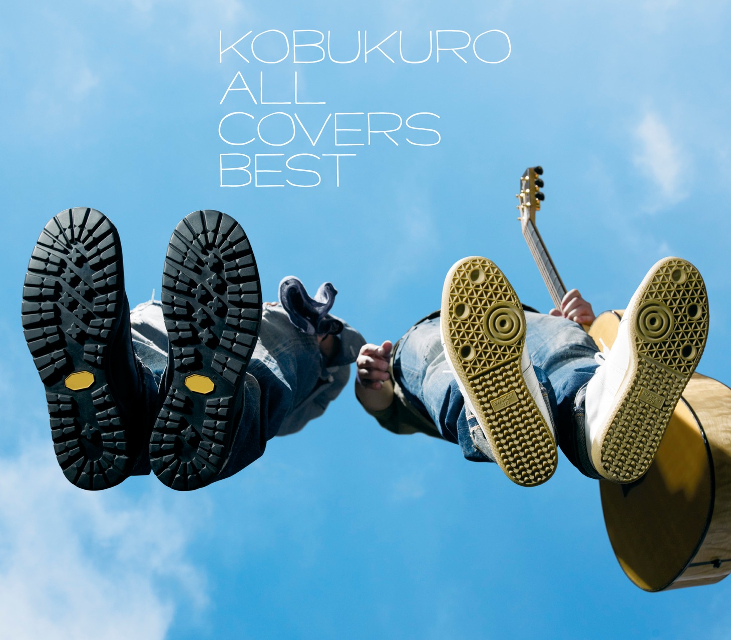 「ALL COVERS BEST」限定盤Aジャケット。こちらにはオリジナルフィギュアが付属する。