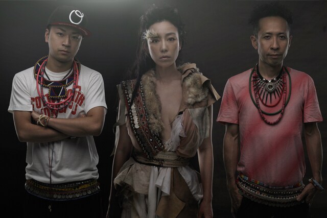 MC CARDZ、アイコsun、ASAMOTO（写真左から）によるユニットKAM。