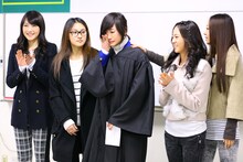 「KARAFULL DVD-BOX」DISC 2「ニコルのキャンパスライフ」より。(C)Mnet Media