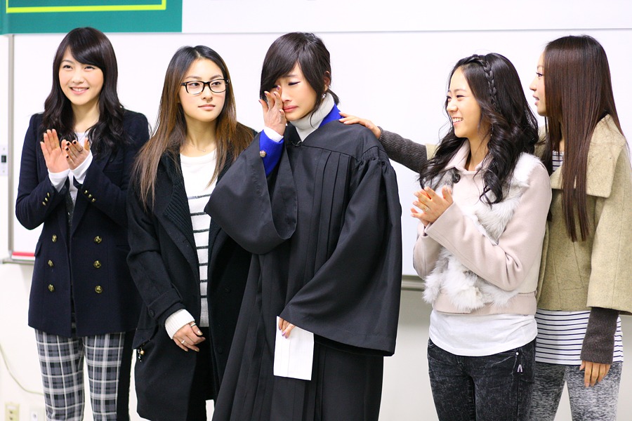 「KARAFULL DVD-BOX」DISC 2「ニコルのキャンパスライフ」より。(C)Mnet Media