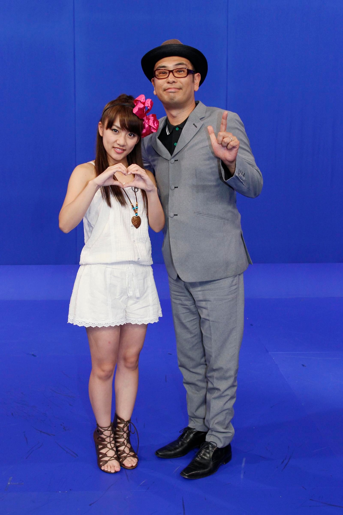 2007年1月の放送開始以来、「ミュージャック」では植村花菜、秋元才加、杉本有美がアシスタントを担当。たかみなで4人目のアシスタントとなる。