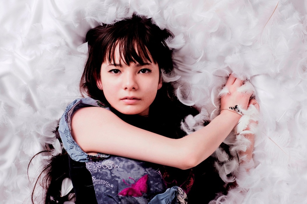 17歳おおたえみり、配信限定シングル引っさげUstライブ - 音楽ナタリー