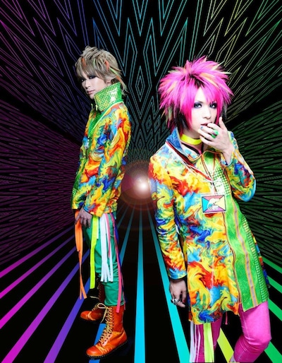 spiv statesの2人。右からJUN、IORI。