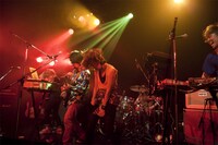 東京・代官山UNITで行われたレコ発ライブの模様。