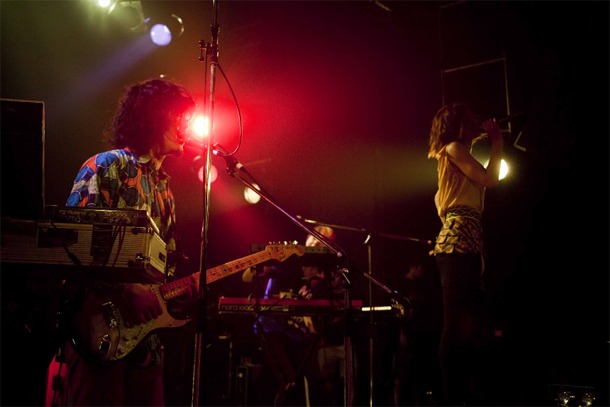 東京・代官山UNITで行われたレコ発ライブの模様。