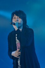 「おれパラ」メンバーのひとり、鈴村健一は7月7日にニューシングル「in my space」をリリースする（写真は昨年9月に開催された「ランティス祭り」より）。