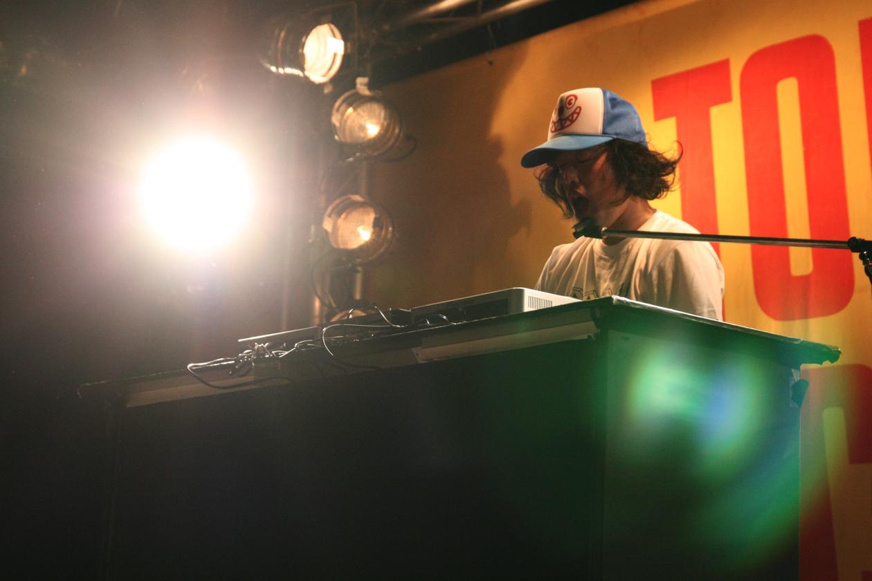 DJやついいちろう