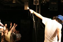 DJやついいちろう