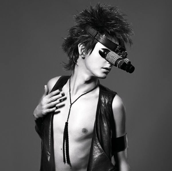 シングル「SHIVER」通常盤ジャケット