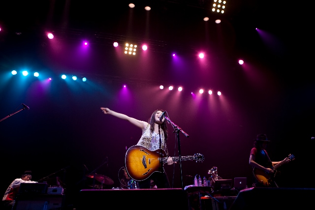 LOVE PSYCHEDELICOはこの2日後の7月10日に、渋谷C.C.Lemonホールでツアーファイナルを開催した。