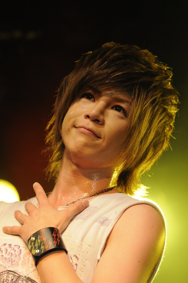 写真は昨日7月14日「Live Crash #1」出演時の様子。