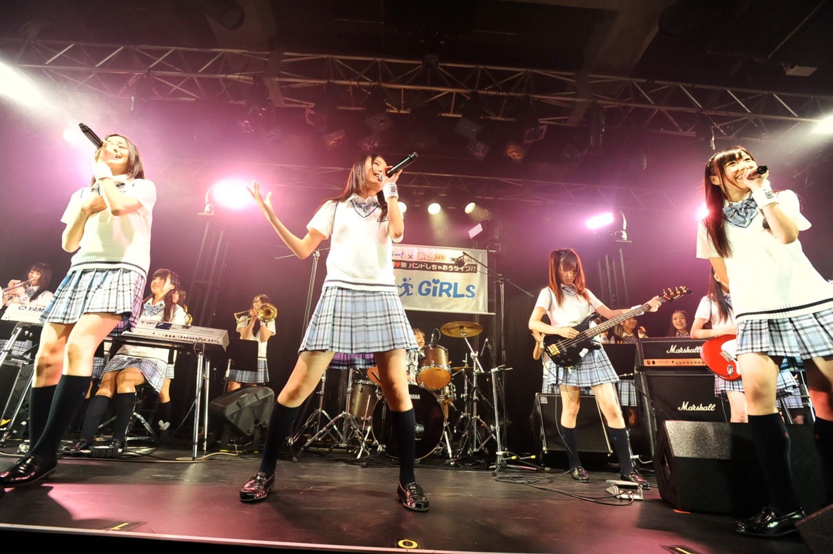 全力 GIRLSお披露目ライブの様子