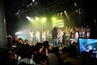 全力 GIRLSお披露目ライブの様子