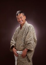 先日、妻である大塚愛の妊娠がアナウンスされ、2011年4月にはパパになることが明らかになったSU。