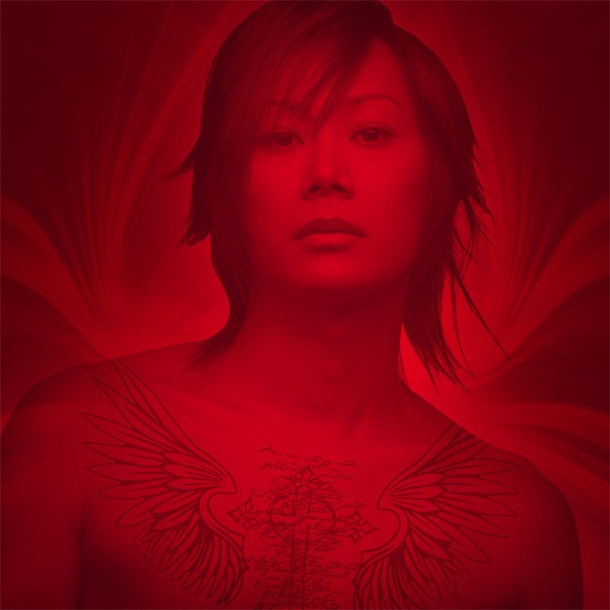 アルバム「anatomize」初回限定盤ジャケット。