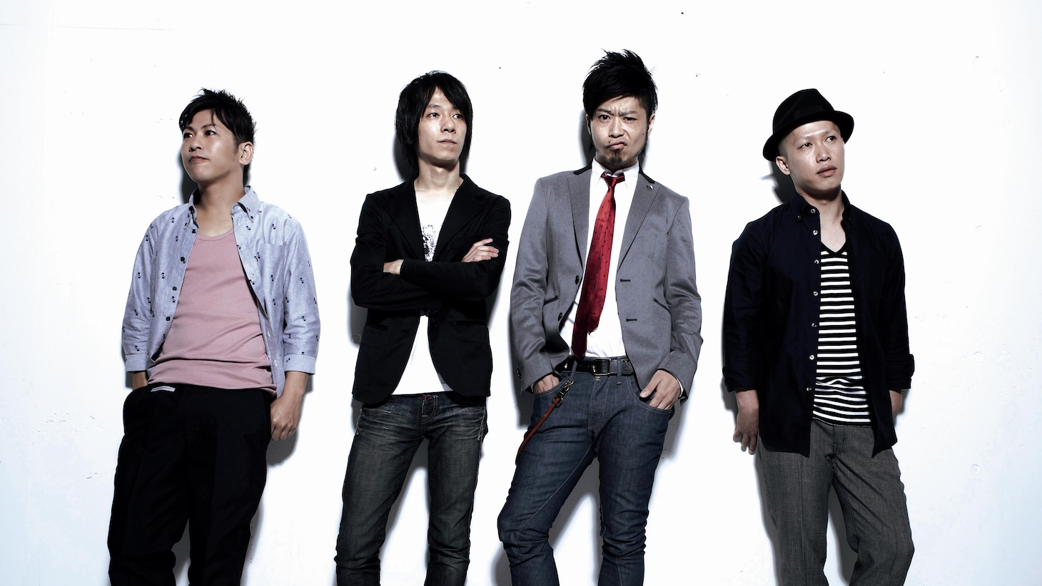 THE イナズマ戦隊は明日7月24日に、九州最大の野外ロックフェス「HIGHER GROUND 2010」のステージに登場。彼らは同イベントで唯一の8年連続出場アーティストとなる。
