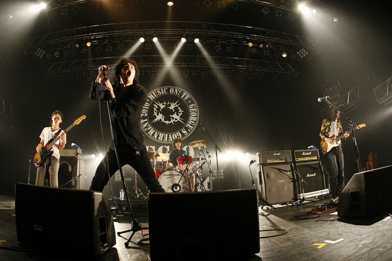 エレファントカシマシ、ACIDMANにも負けない圧巻のパフォーマンスで、会場を魅了した黒猫チェルシー。