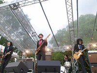 THE BAWDIES