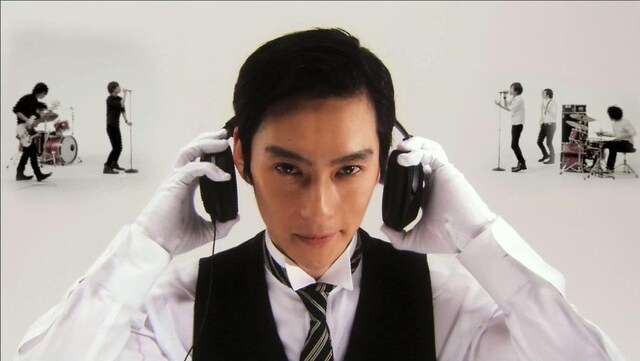 CMの撮影には金子与志一をはじめ「娼婦と淑女」のスタッフ陣が参加。石川は「メチャクチャ和気あいあいとした空気の中で楽しませていただきました」と撮影を振り返っている。