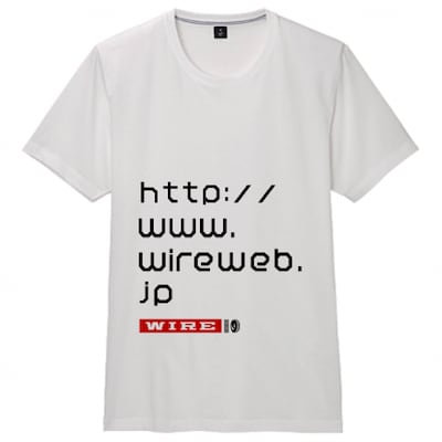 Tシャツのボディの色も数色展開。男性用・女性用は色が異なるので、購入を考えている人はWIREオフィシャルサイトでチェックを（写真はWIREモデルの白）。