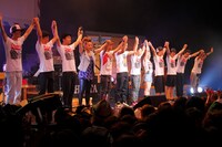 「"Journey" Tour 2010」の模様。