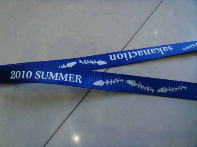 「夏フェスタイムテーブルホルダー＆ネックストラップ」のネックストラップ拡大写真。