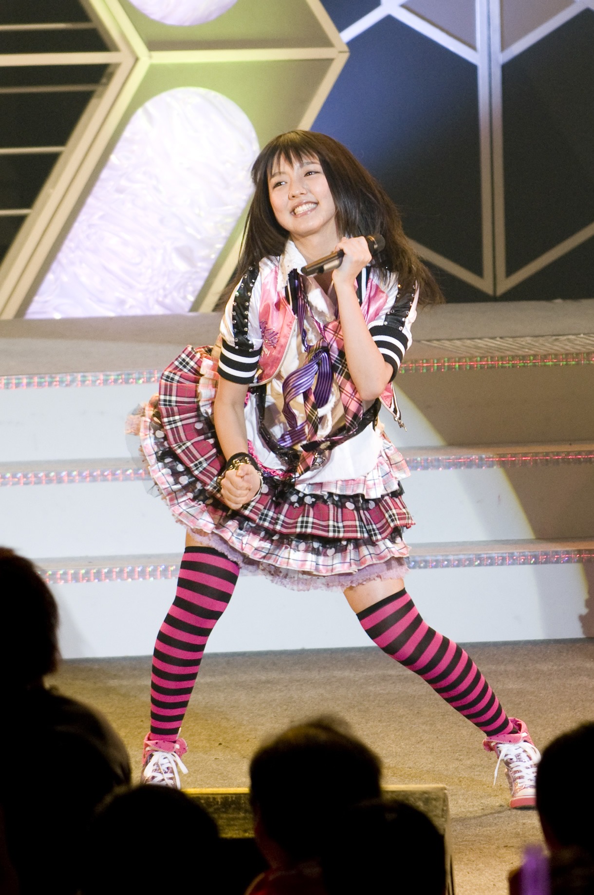 真野恵里菜