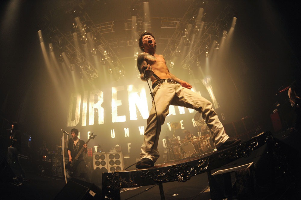 ツアーの開催にあわせて、「激しさと、この胸の中で絡み付いた灼熱の闇」以来となる新作のリリースにも期待したいところ（写真は7月21日の新木場STUDIO COAST公演の様子）。