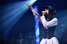 第1位「枯葉のステーション」を歌う松井玲奈。(c)SKE48