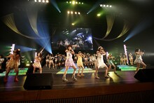 「ごめんね、SUMMER」を歌う選抜メンバー。(c)SKE48