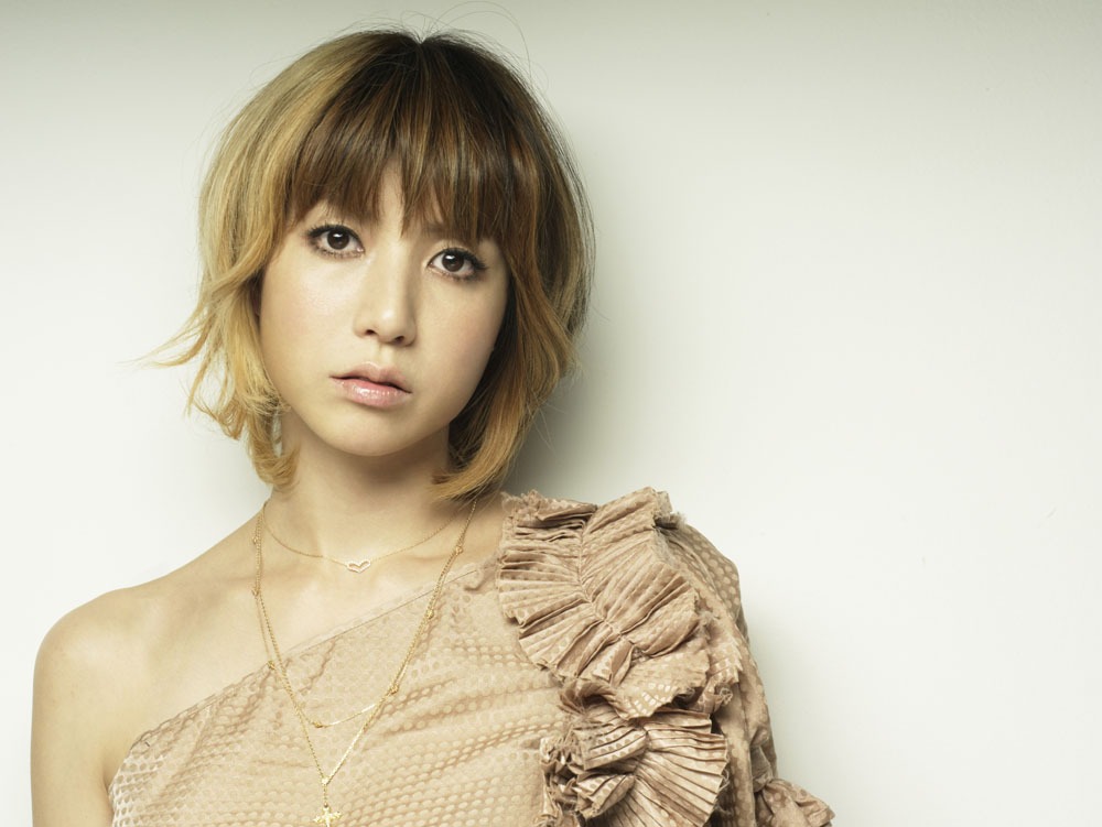 hitomi
