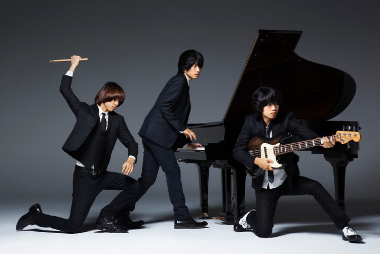 Weaver 新世界創造記 から2曲を着うた先行公開 音楽ナタリー