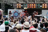 サカナクションは1曲目「21.1」のイントロでYMO「Rydeen」をサンプリングし、MCでもYMOのメンバーとのエピソードを披露するなど、この日ならではの演出を織り交ぜた。なお、彼らはこの日幕張の「SOMMER SONIC 2010」にも出演した。