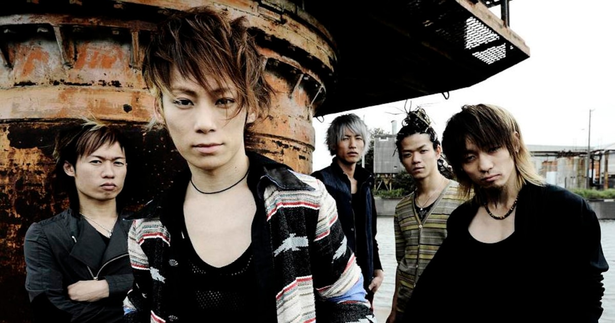 UVERworldシングル詳細決定！期間限定ガンダム盤も用意 - 音楽ナタリー