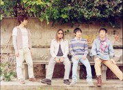 スピッツは昨日8月10日と本日11日にZepp Osakaで主催ライブイベント「ロックロックこんにちは!Ver.14“ジューシー(十四)”」を開催している。