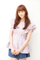 主婦らしい庶民的な感覚を持ち合わせた藤本美貴。彼女が見せる全力の呆れ顔にも注目だ。