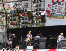 つるの剛士は10月末より、全国9都市を廻るライブツアーを実施する。