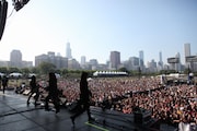 「LOLLAPALOOZA 2010」の模様。