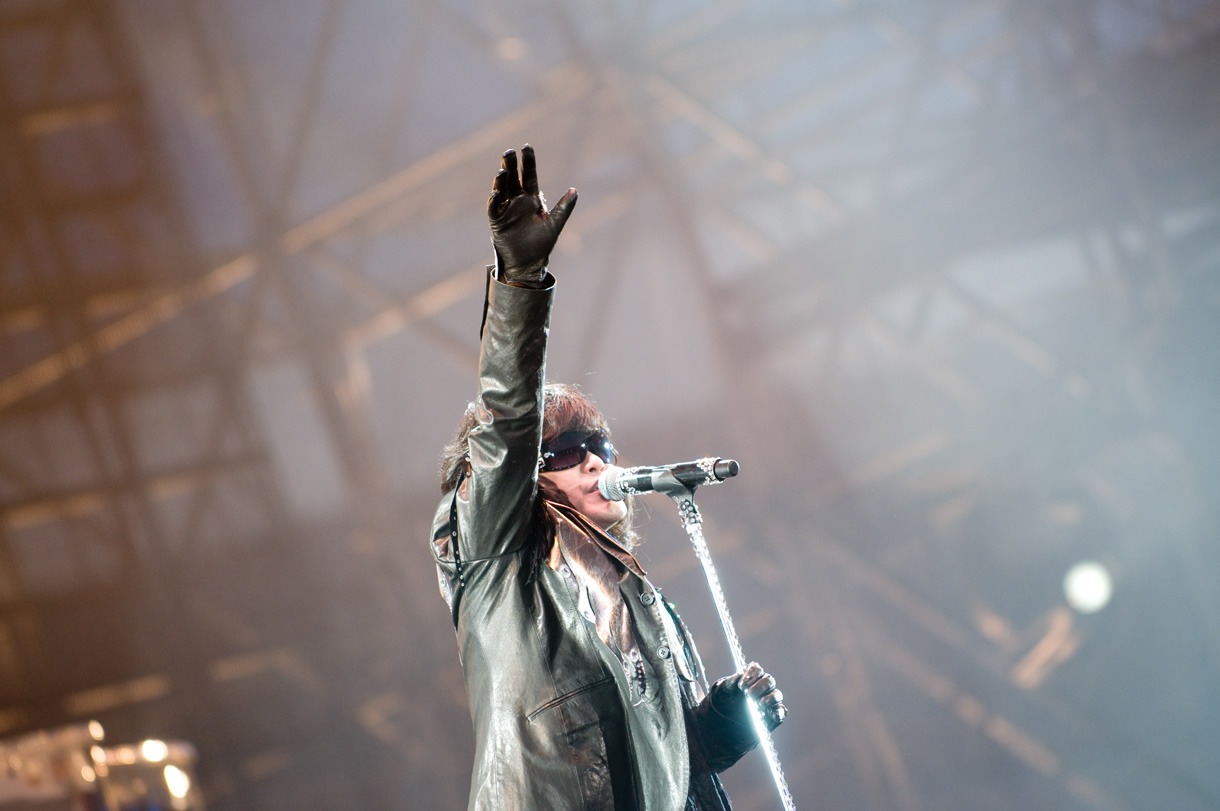 ToshI