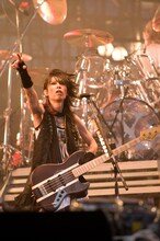 HEATH（写真は8月14日の公演より）