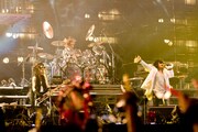 8月8日の「LOLLAPALOOZA 2010」に続き、本格的なライブを日本でも行ったX JAPAN。この秋には初のアメリカツアーを約10本ほど予定している。詳細はアメリカ時間8月16日に発表（写真は8月14日の公演より）。