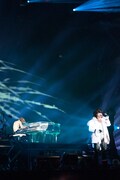 YOSHIKI（写真左）、ToshI（写真右）